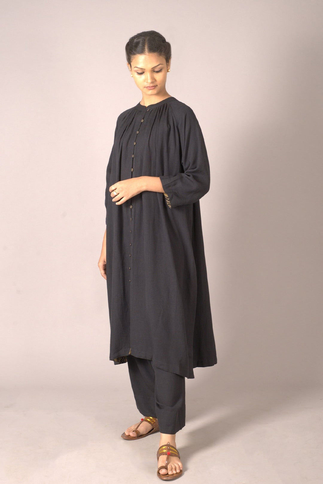 Aseem - Black