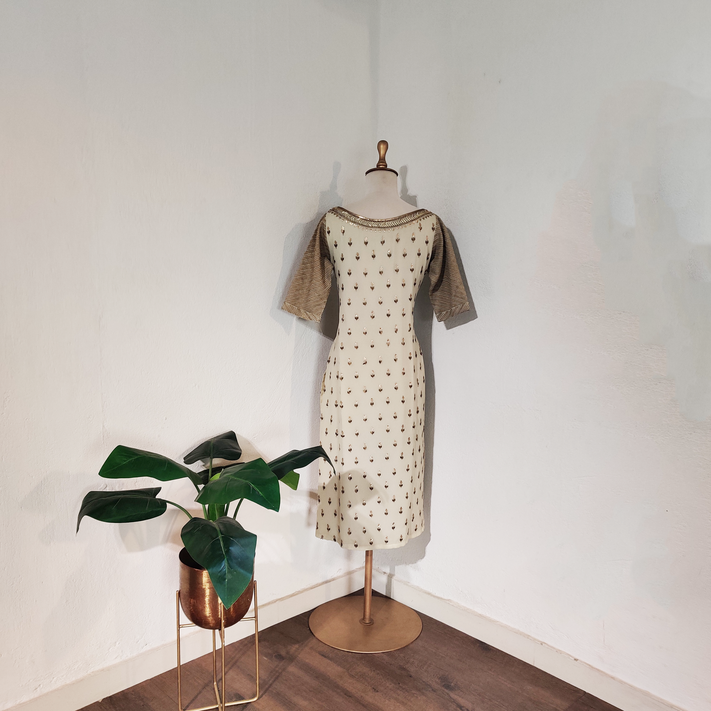 PADMINI BROWN DUPATTA