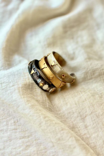 Safari iconic cuff