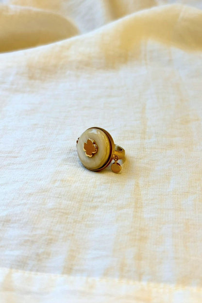 Amara ring