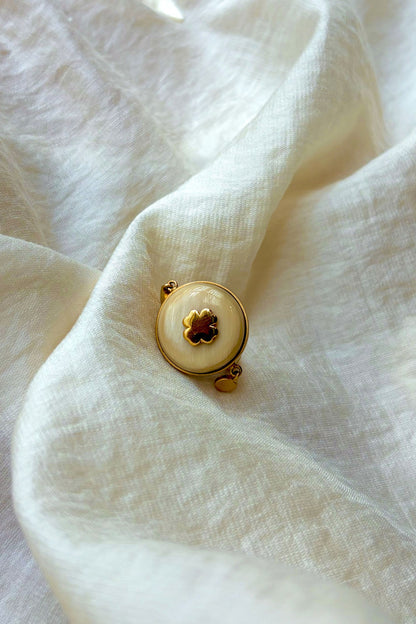Amara ring