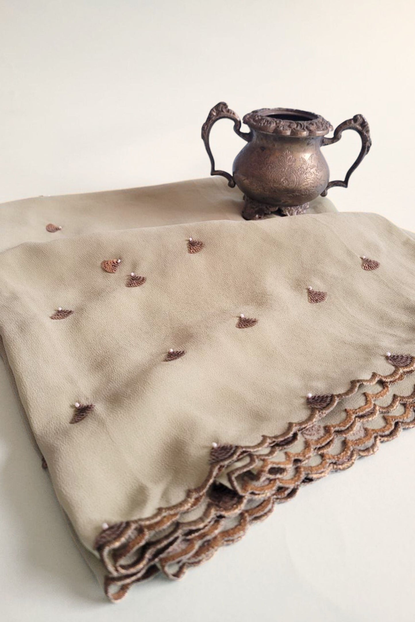 Hand Embroidered Dupatta-bagaan-Pista