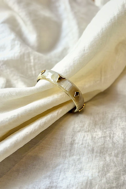 Safari iconic cuff