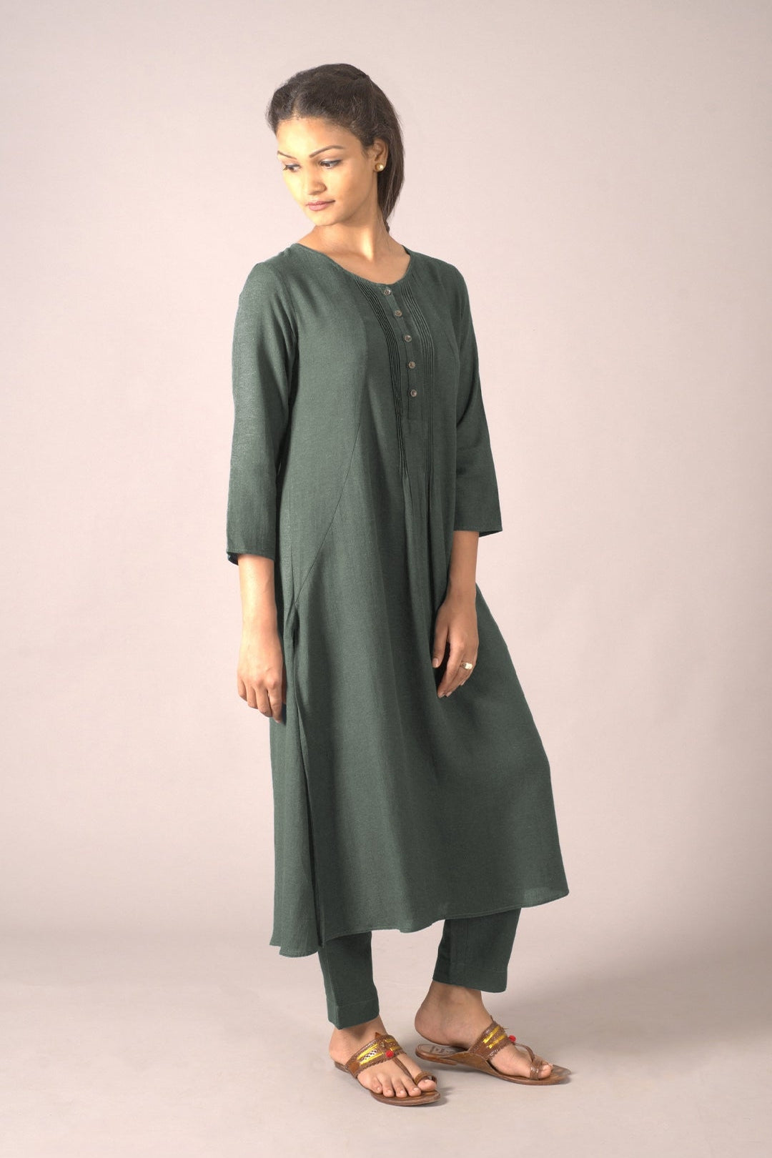 Aangri - Green