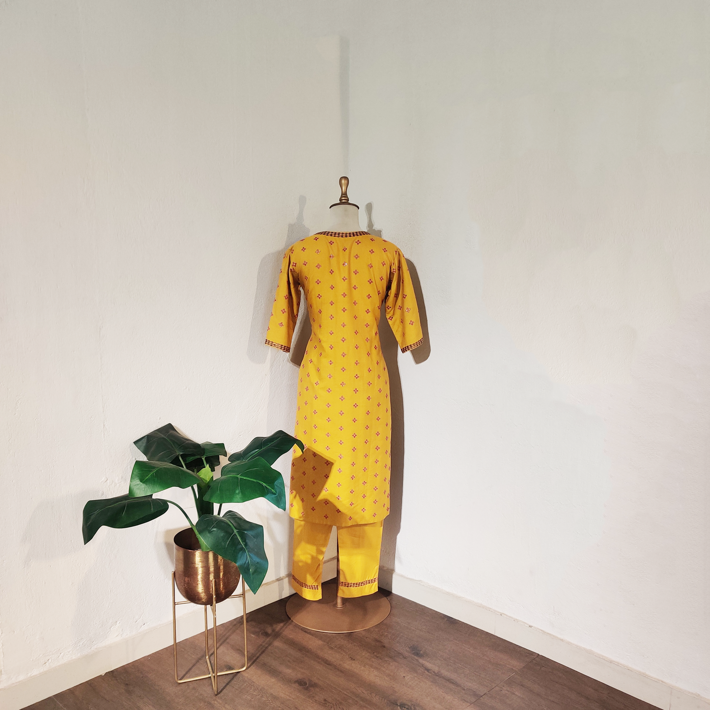 SHAGUN ST CUT YELLOW