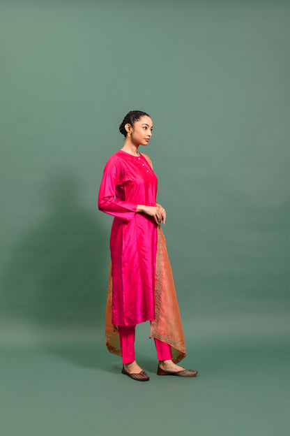 Kusum gulabi with Dupatta