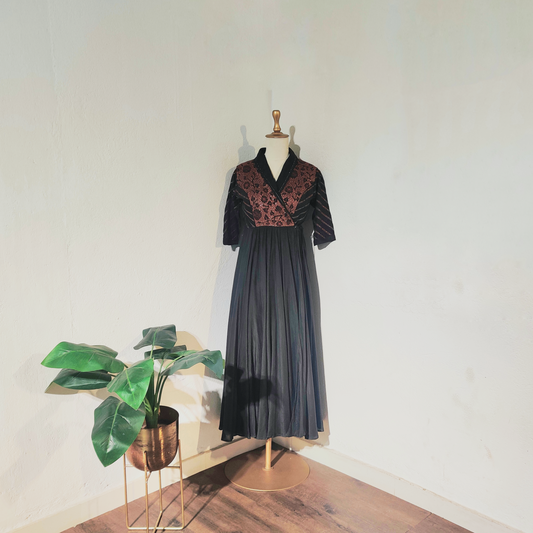 MUGAL BLACK