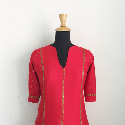 Naaz Red