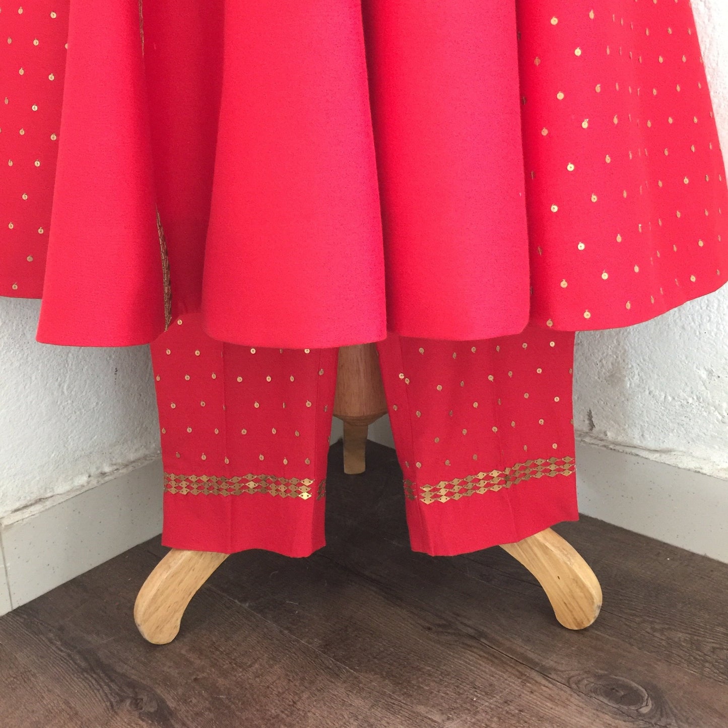 Naaz Red